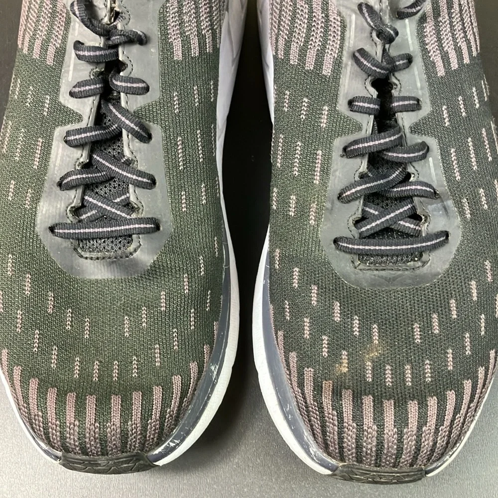 Hoka One One Clifton 5 Knit Athletic Running Sneaker Shoes Men’s size‎ 10.5
